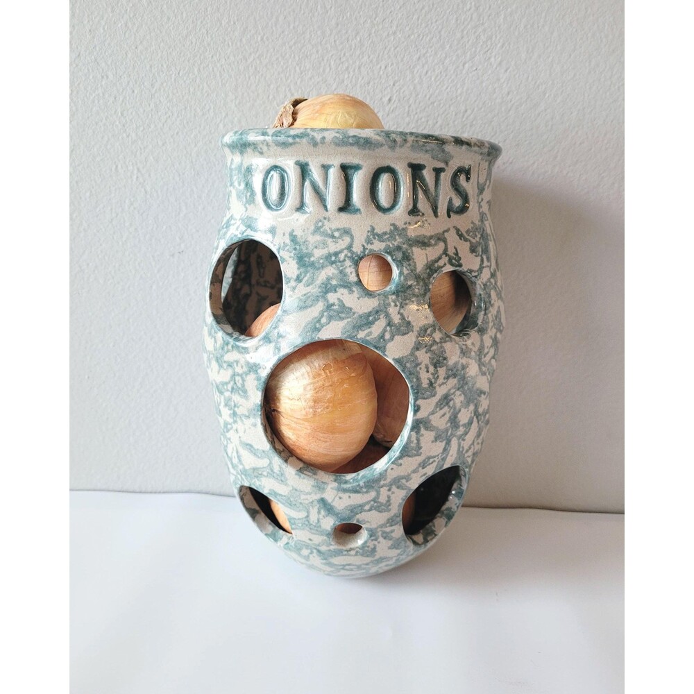 Vintage Handmade Wall Pocket Spongeware Ceramic Pottery Onion Garlic Storage